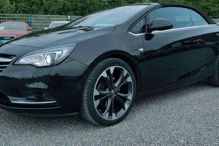 Opel Cascada 95.000 km 9.995 &euro; Reutlingen 72766