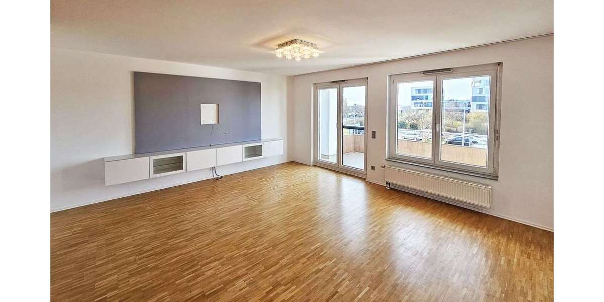 Etagenwohnung Holzgerlingen - 4.5 Zimmer, 142 m&sup2;, 1.600&euro; | Angebot:24380397