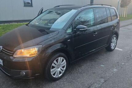 VW Touran 270.000 km 5.200 &euro; Stuttgart 70499