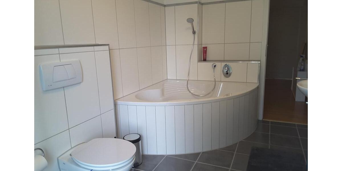 Doppelhaushälfte Herrenberg - 5 Zimmer, 160 m&sup2;, 749.000&euro; | Angebot:27255832