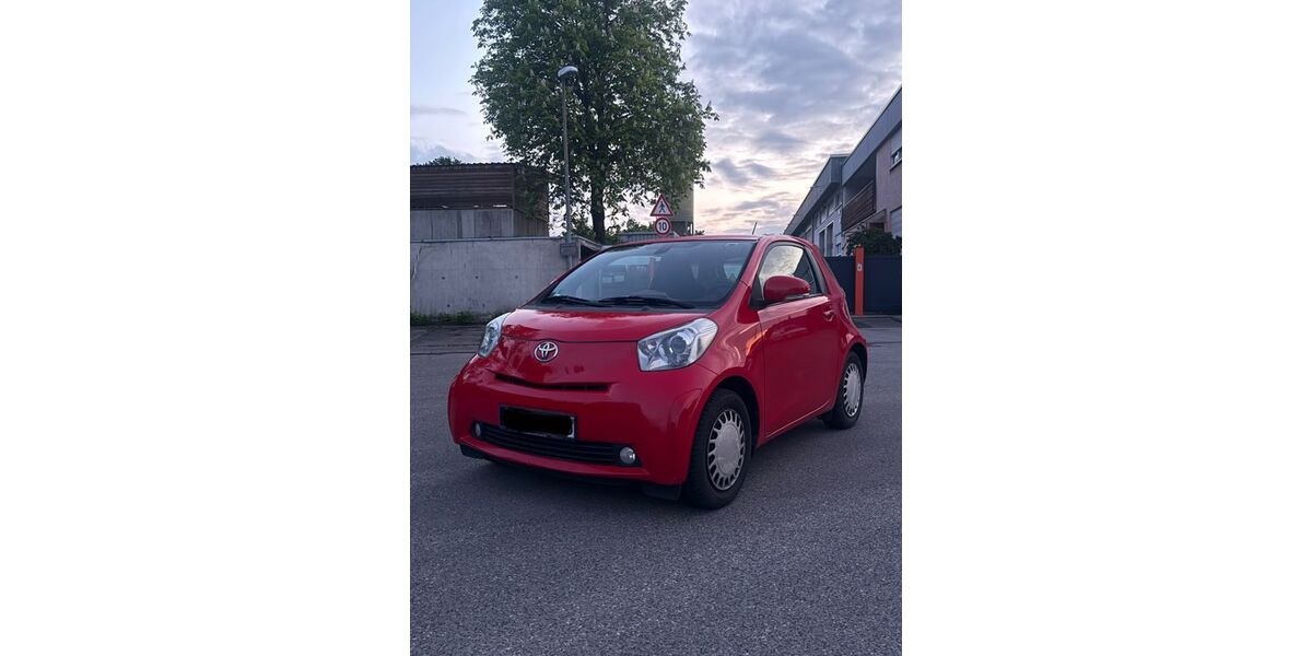 Toyota IQ 148.000 km 3.100 &euro; Gärtringen 71116