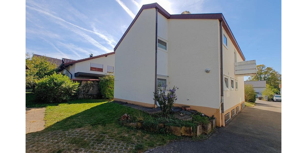 Einfamilien- oder Generationenhaus: 5 Zimmer, 128 m² Wohnfläche auf 635 m² Grundstück - Zweifamilienhaus Bempflingen Kleinbettlingen | Angebot:27513176