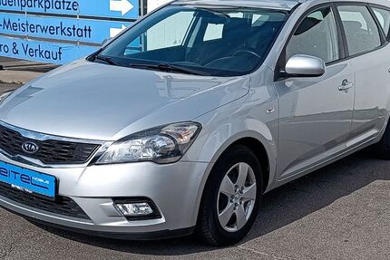 Kia ceed Sportswagon 148.901 km 5.450 &euro; Pfullingen 72793
