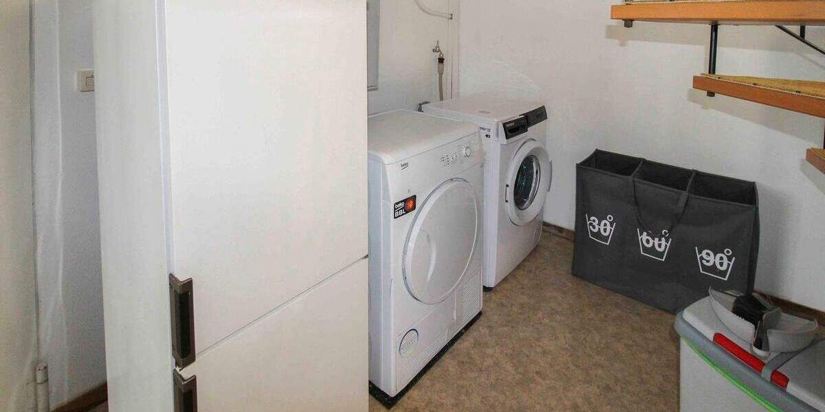 Einfamilienhaus Bad Urach Sirchingen - 4 Zimmer, 295.000&euro; | Angebot:25706489