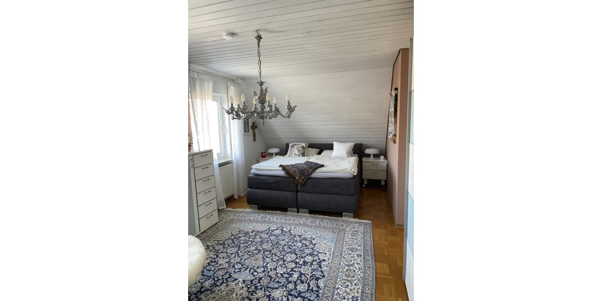 Einfamilienhaus Eningen unter Achalm - 5 Zimmer, 180 m&sup2;, 735.000&euro; | Angebot:25874079