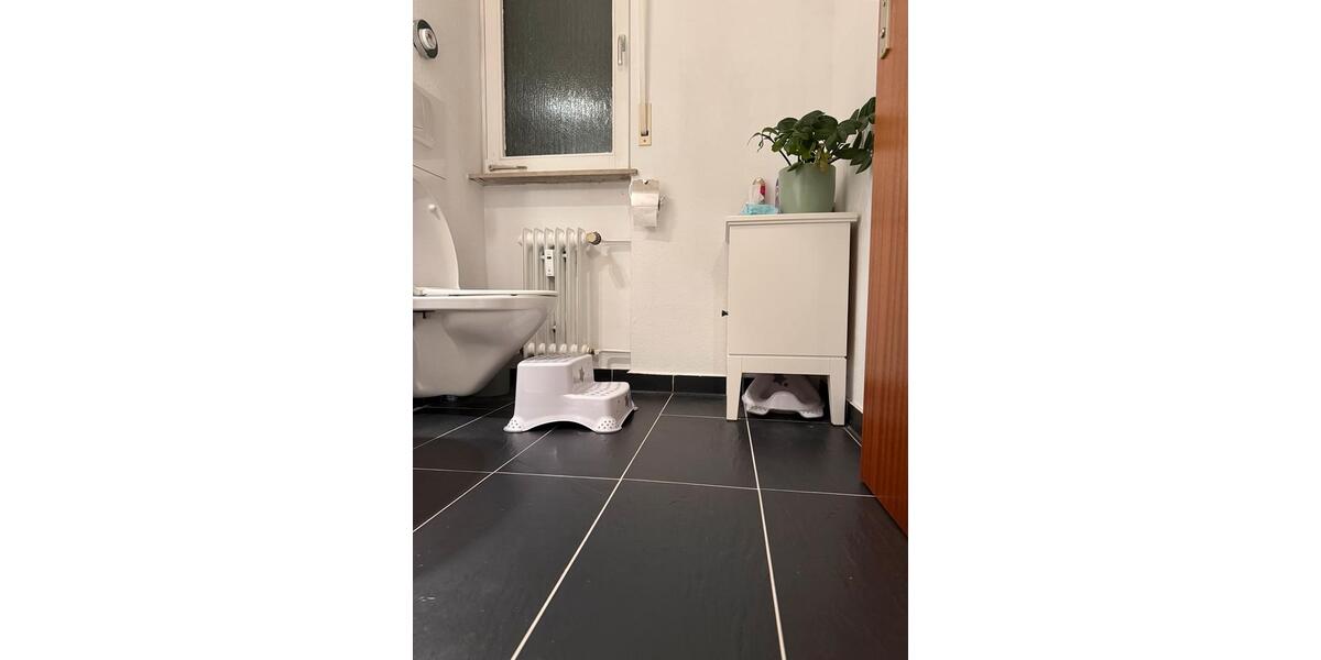 Etagenwohnung Stuttgart Hedelfingen - 3.5 Zimmer, 84 m&sup2;, 1.150&euro; | Angebot:24826933