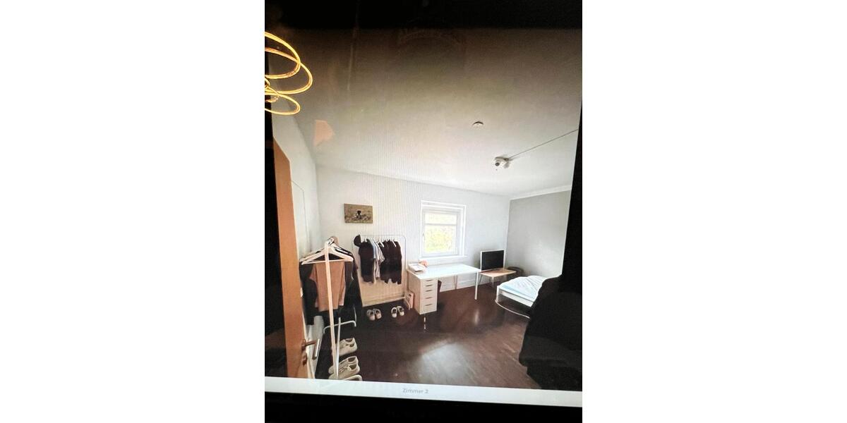 Etagenwohnung Stuttgart Botnang - 3 Zimmer, 65 m&sup2;, 1.100&euro; | Angebot:26137270