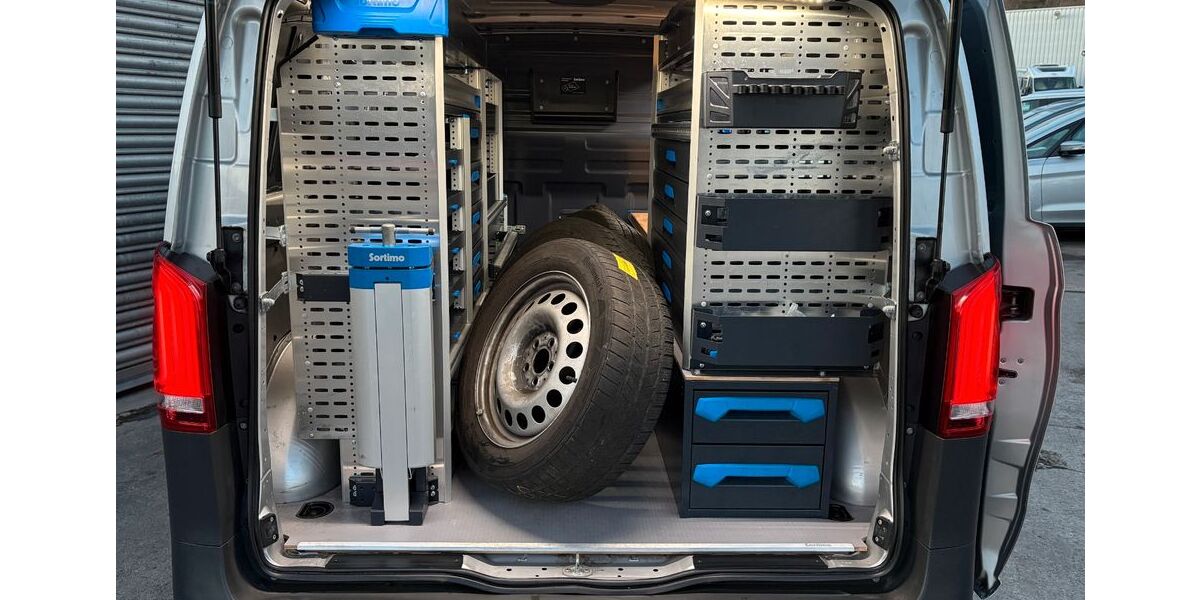 Mercedes-Benz Vito 111.968 km 24.300 &euro; Sindelfingen 71065