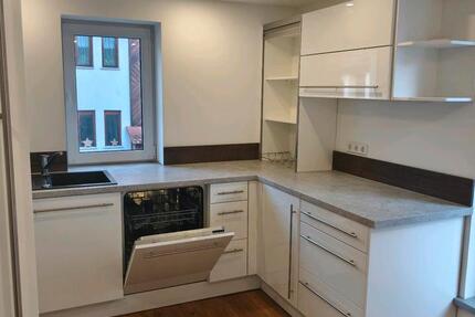 Wohnung Weil der Stadt - 4 Zimmer, 140 m&sup2;, 1.900&euro; | Angebot:25057532