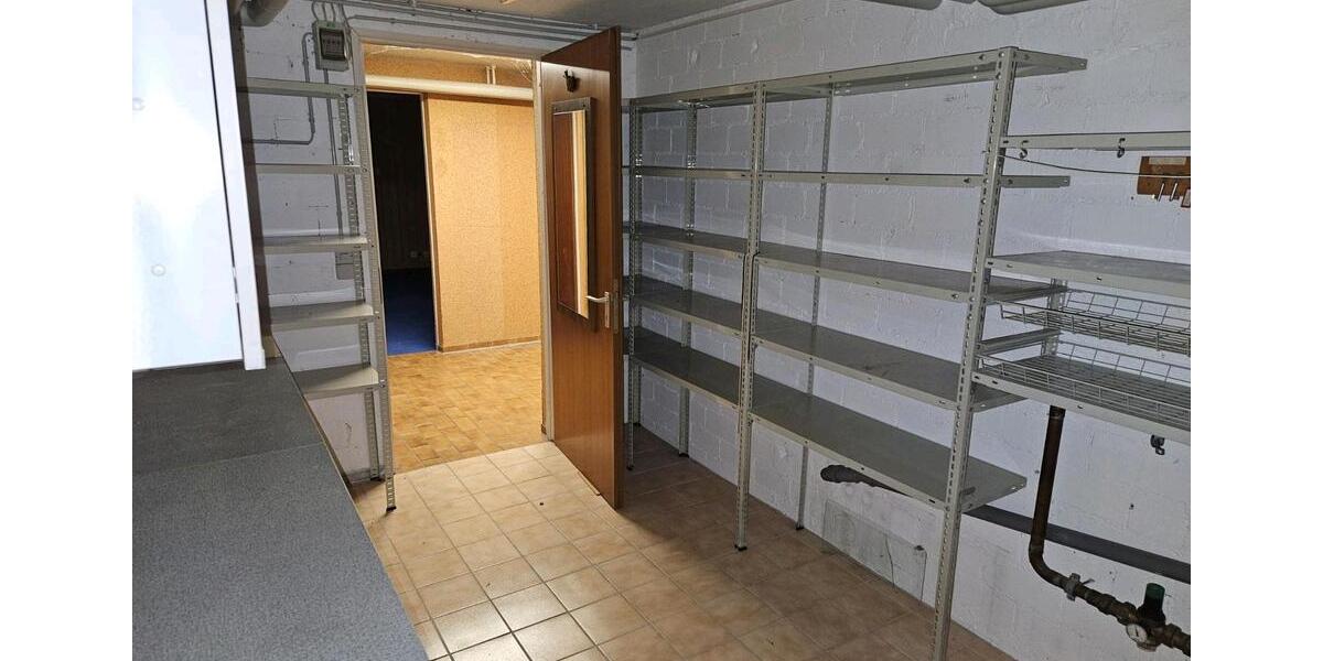 Reihenhaus Herrenberg - 5 Zimmer, 140 m&sup2;, 480.000&euro; | Angebot:25838537