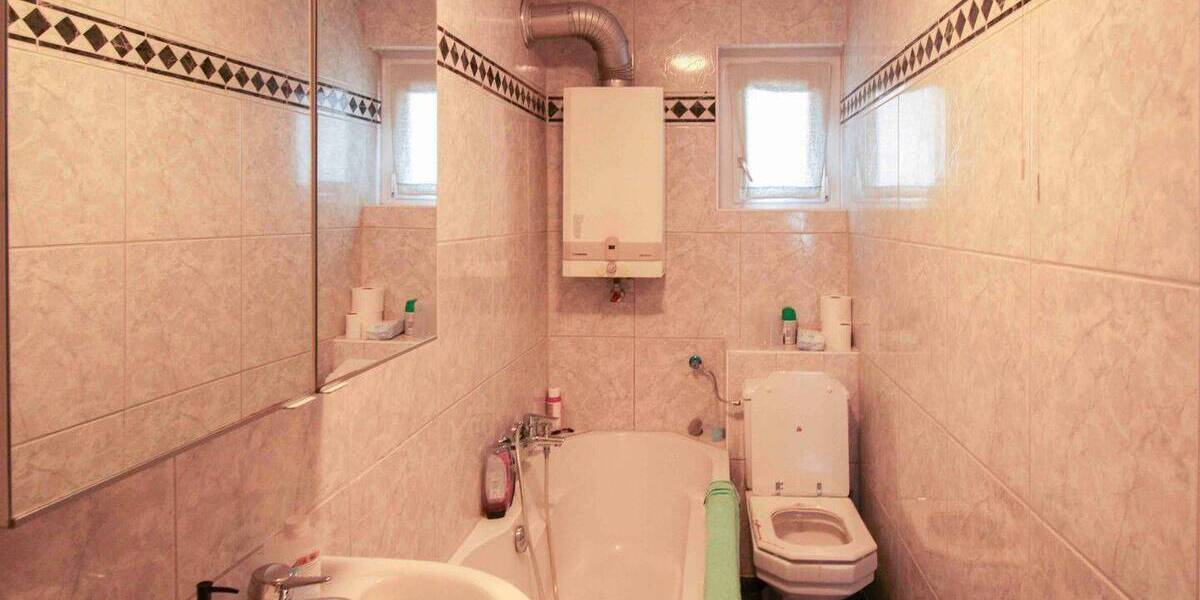 Mehrfamilienhaus, Wohnhaus Reutlingen Nordstadt - 7 Zimmer, 192 m&sup2;, 620.000&euro; | Angebot:26229571