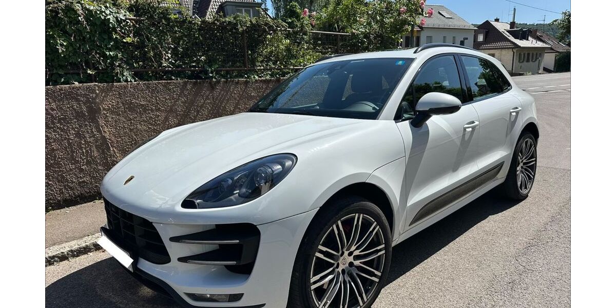 Porsche Macan 179.852 km 31.999 &euro; Stuttgart 70193