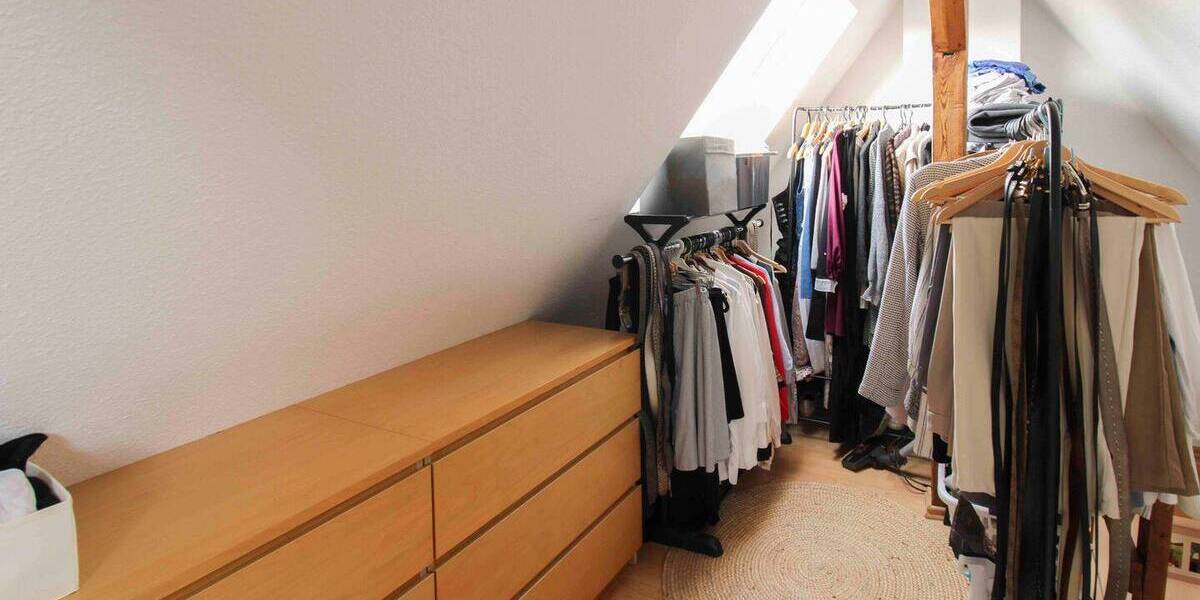 Mehrfamilienhaus, Wohnhaus Reutlingen Nordstadt - 7 Zimmer, 192 m&sup2;, 620.000&euro; | Angebot:26229571