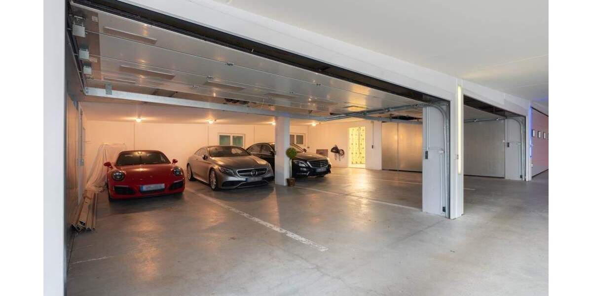 Etagenwohnung Stuttgart Vaihingen - 5 Zimmer, 226 m&sup2;, 1.950.000&euro; | Angebot:25685875