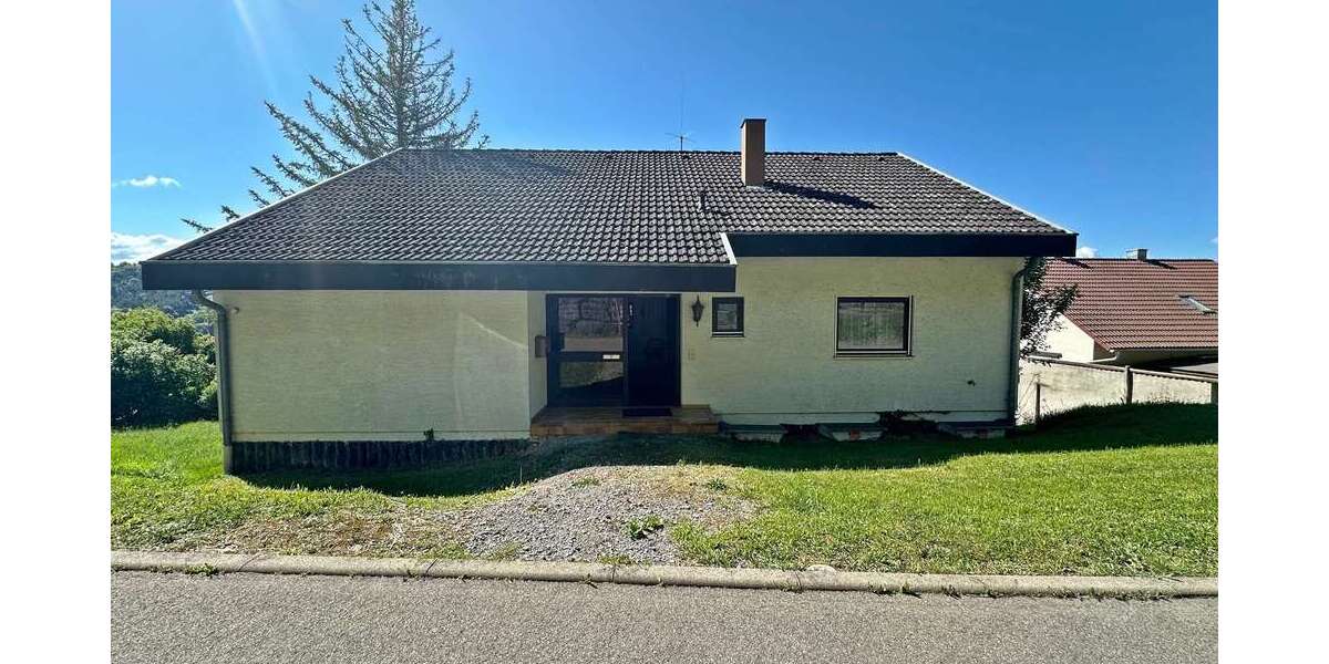 Einfamilienhaus Rottenburg am Neckar - 7.5 Zimmer, 180 m&sup2;, 419.000&euro; | Angebot:25842221