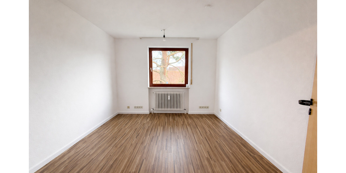 Etagenwohnung Leinfelden-Echterdingen Leinfelden - 4 Zimmer, 109 m&sup2;, 1.200&euro; | Angebot:25694257