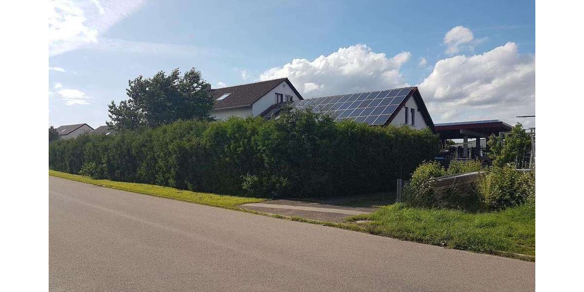 Einfamilienhaus Hirrlingen - 16 Zimmer, 310 m&sup2;, 720.000&euro; | Angebot:23646296