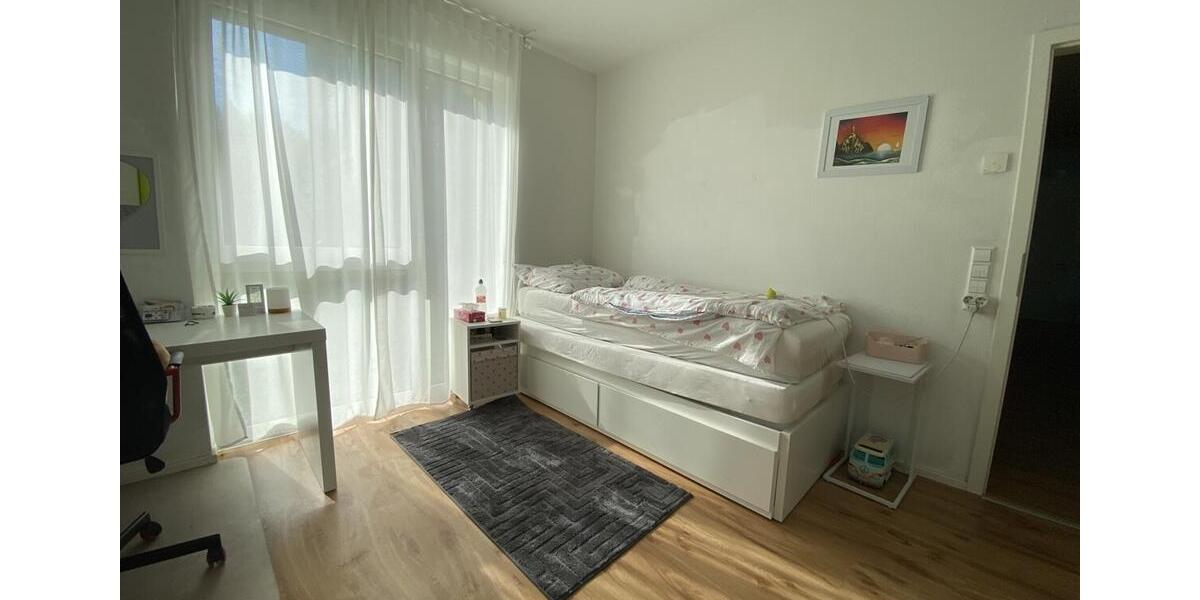 Etagenwohnung Nagold - 4 Zimmer, 121 m&sup2;, 1.375&euro; | Angebot:26455622