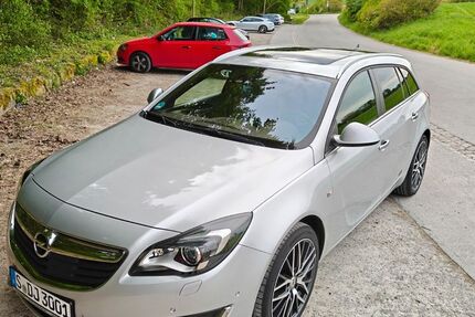 Opel Insignia 85.230 km 14.499 &euro; Stuttgart 70469