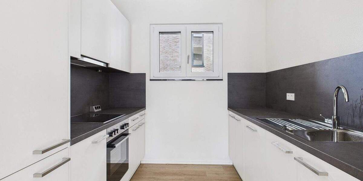 Etagenwohnung Sindelfingen Ost - 2 Zimmer, 71 m&sup2;, 1.320&euro; | Angebot:25680032