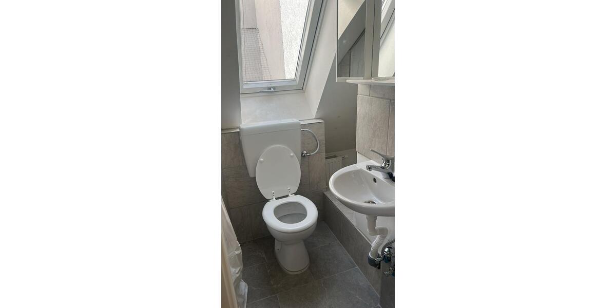 Etagenwohnung Reutlingen Reutlingen (Kernstadt) - 1 Zimmer, 14 m&sup2;, 575&euro; | Angebot:26123217