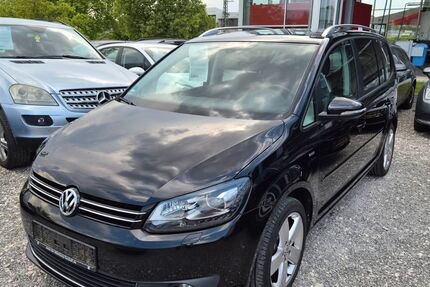 VW Touran 153.000 km 9.490 &euro; Reutlingen 72766