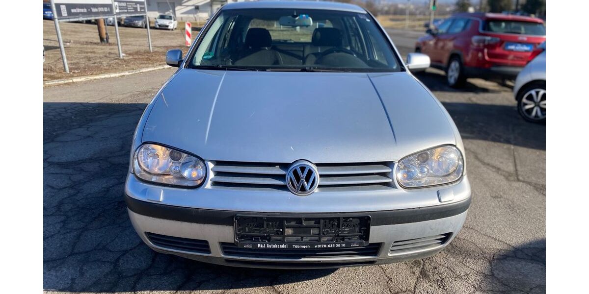 VW Golf 243.000 km 2.950 &euro; Rangendingen 72414