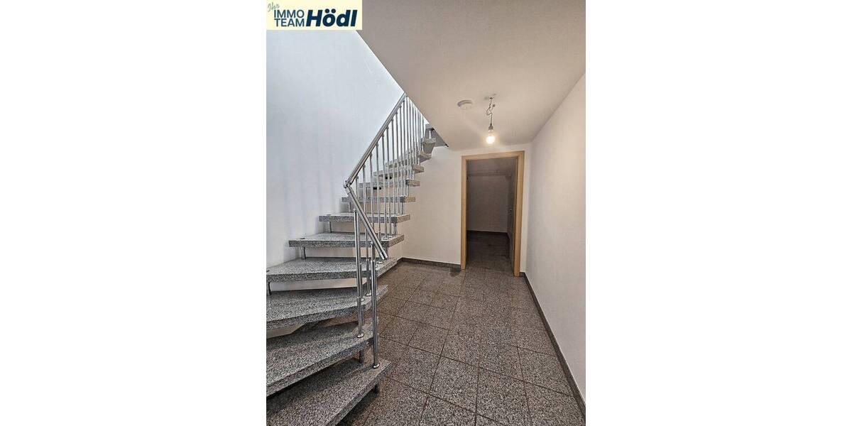 Reihenendhaus Reutlingen Innenstadt - 5 Zimmer, 112 m&sup2;, 1.600&euro; | Angebot:26543131