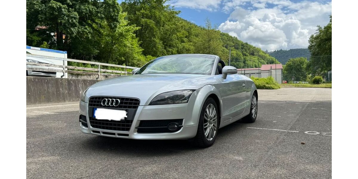 Audi TT 162.000 km 8.900 &euro; Lichtenstein 72805