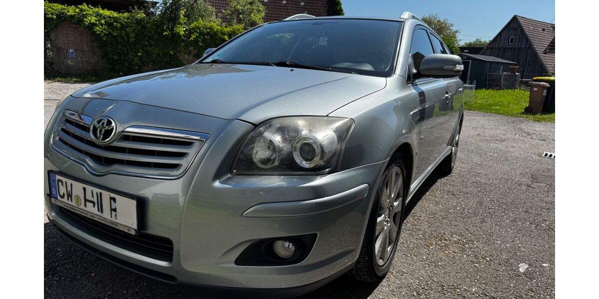 Toyota Avensis 199.100 km 3.190 &euro; Ostelsheim 75395