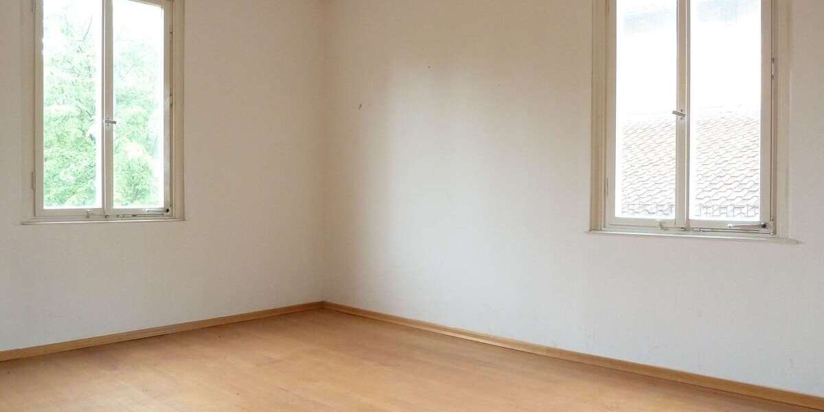 Etagenwohnung Reutlingen - 1 Zimmer, 20 m&sup2;, 280&euro; | Angebot:26396204