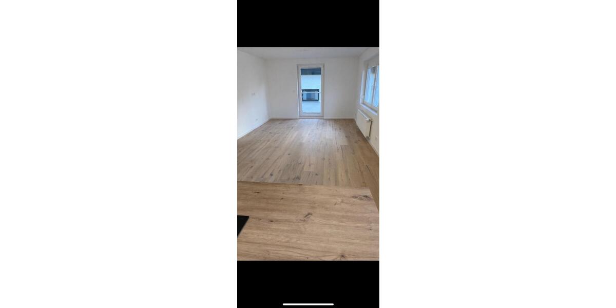 Etagenwohnung Lichtenstein - 3 Zimmer, 70 m&sup2;, 294.000&euro; | Angebot:25422592