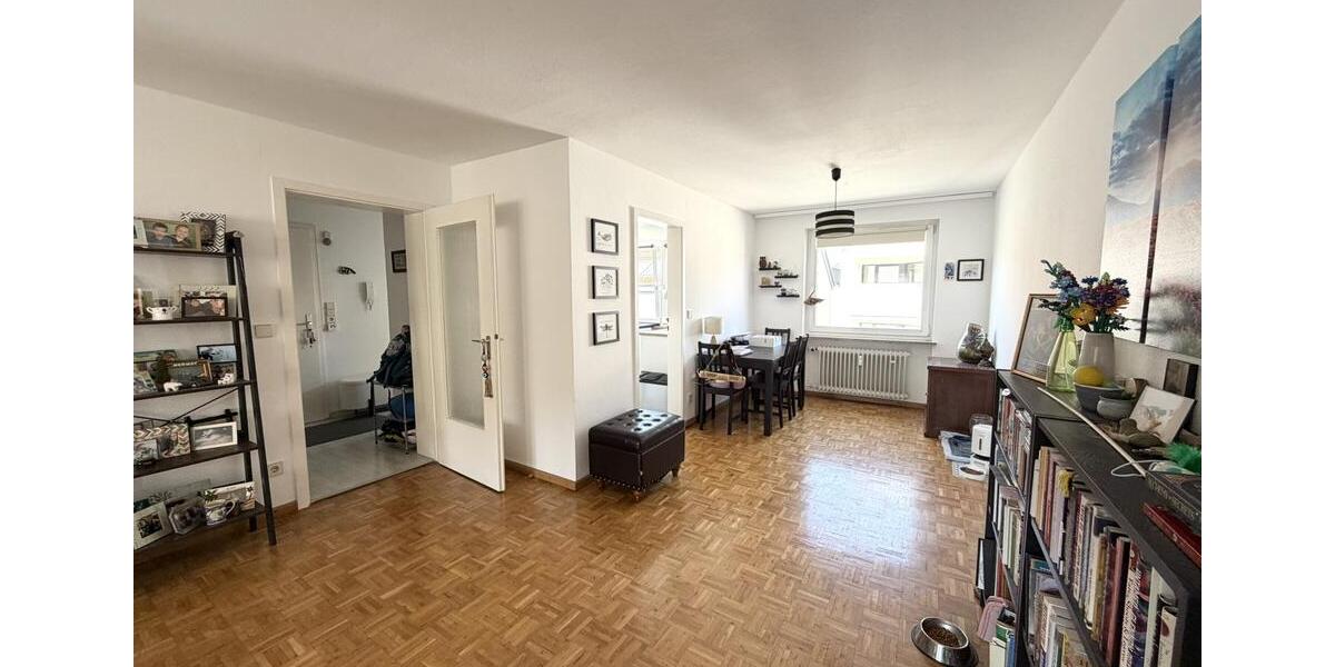 Etagenwohnung Stuttgart Stuttgart-West - 3.5 Zimmer, 86 m&sup2;, 1.900&euro; | Angebot:25982723