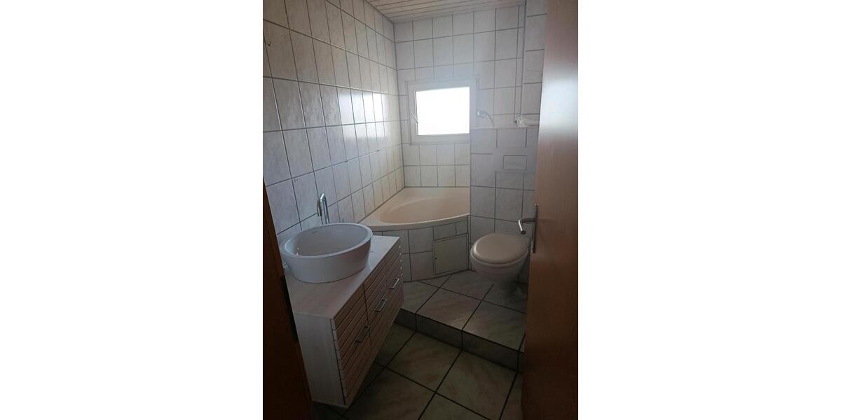 Etagenwohnung Reutlingen - 3 Zimmer, 69 m&sup2;, 239.000&euro; | Angebot:27505012