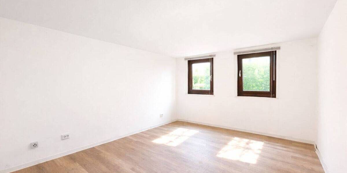 Doppelhaushälfte Stuttgart Degerloch - 4 Zimmer, 105 m&sup2;, 350.000&euro; | Angebot:26616854