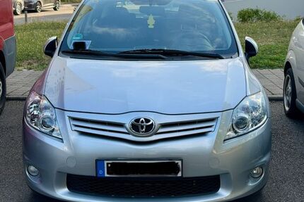 Toyota Auris 113.000 km 4.300 &euro; Leinfelden-Echterdingen 70771