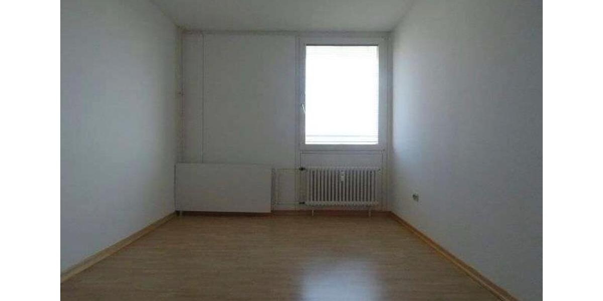 Etagenwohnung Sindelfingen Eichholz - 3.5 Zimmer, 87 m&sup2;, 1.205&euro; | Angebot:25168068