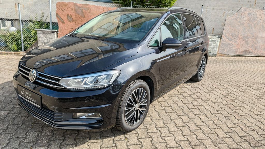 VW Touran 164.300 km 13.690 &euro; Nufringen 71154