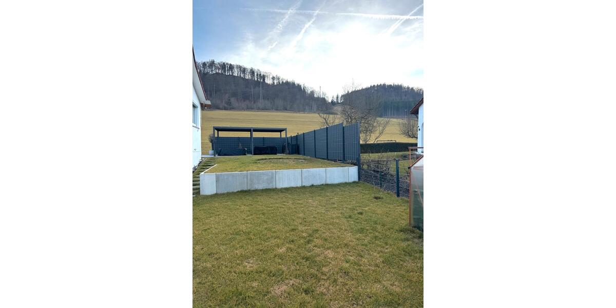 Einfamilienhaus Burladingen - 9 Zimmer, 282 m&sup2;, 648.000&euro; | Angebot:27244489