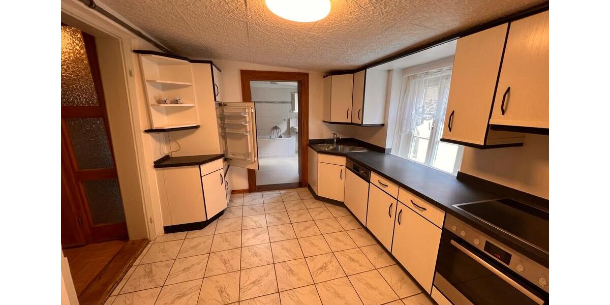 Etagenwohnung Hechingen - 5 Zimmer, 105 m&sup2;, 600&euro; | Angebot:26463438
