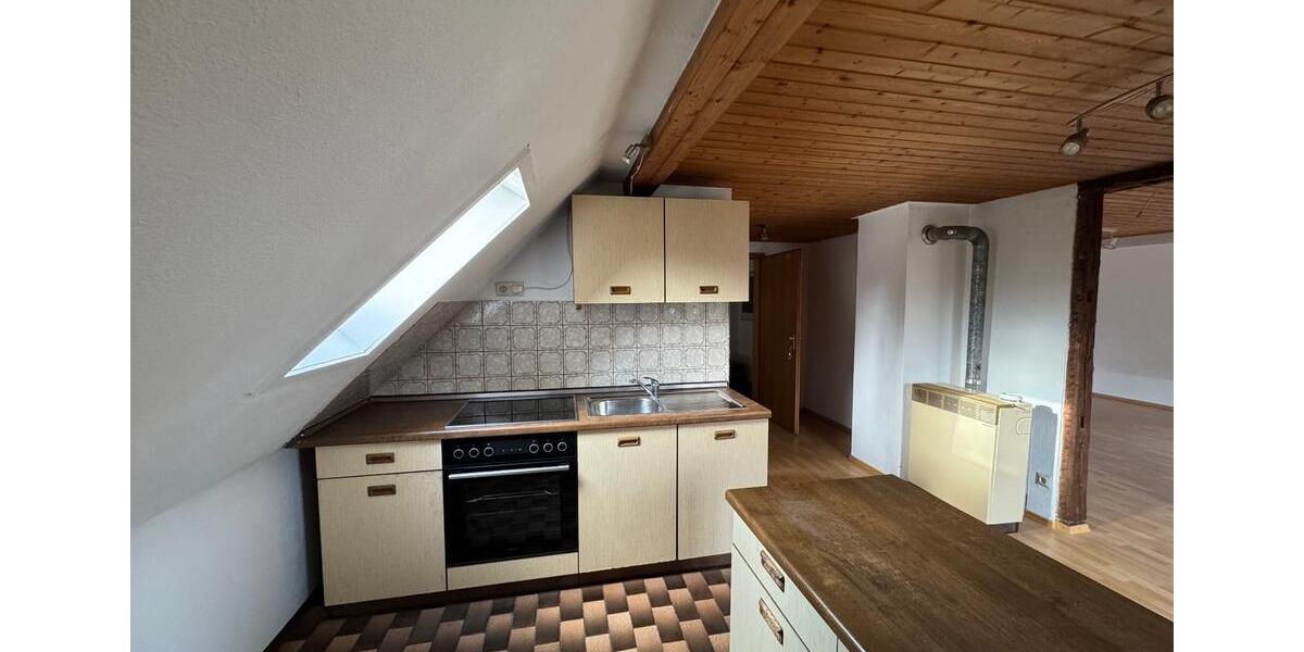 Dachgeschoßwohnung Beuren - 1.5 Zimmer, 42 m&sup2;, 530&euro; | Angebot:25143854