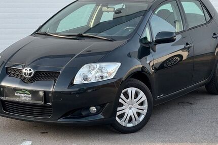 Toyota Auris 185.000 km 3.190 &euro; Tübingen 72070