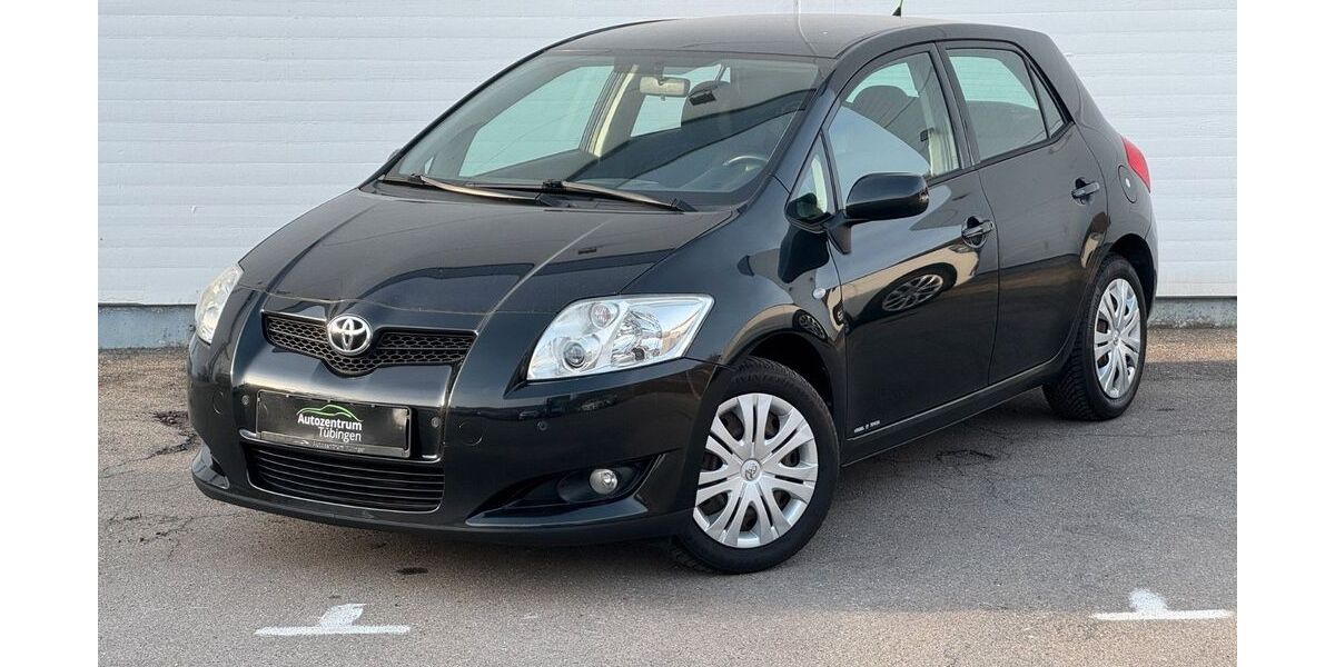 Toyota Auris 185.000 km 3.190 &euro; Tübingen 72070