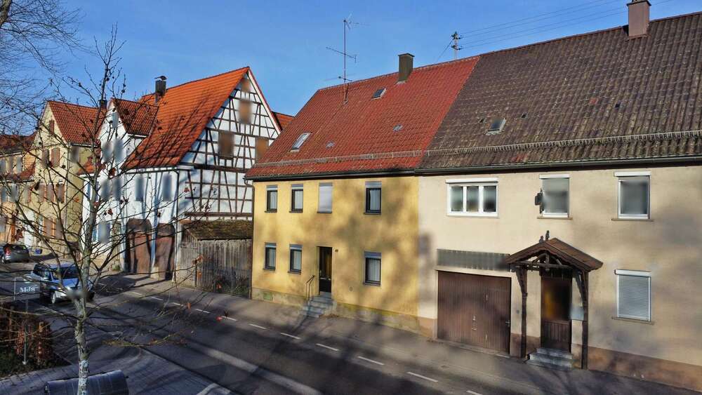 Einfamilienhaus Rottenburg am Neckar - 7 Zimmer, 164 m&sup2;, 449.000&euro; | Angebot:25842223