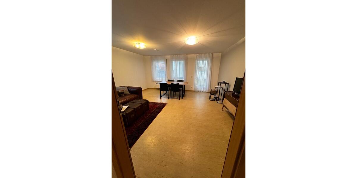 Erdgeschoßwohnung Böblingen - 2 Zimmer, 60 m&sup2;, 1.400&euro; | Angebot:25646124