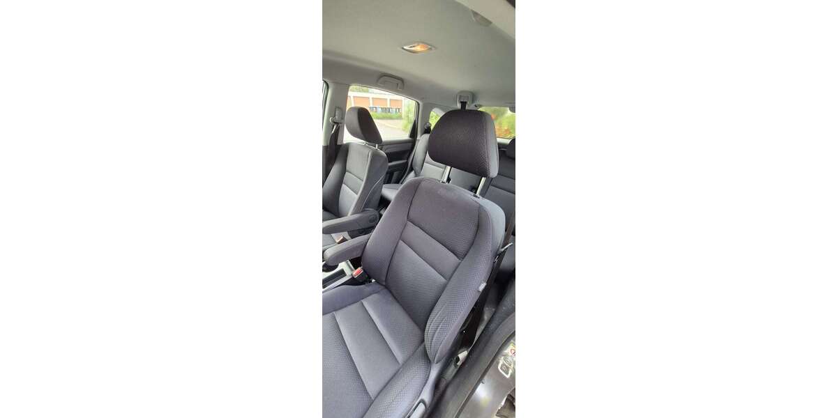 Honda CR-V 120.000 km 2.900 &euro; Reutlingen 72770