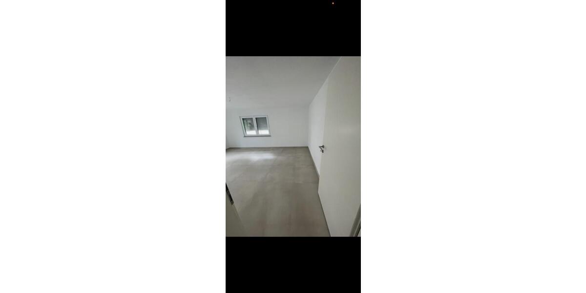 Etagenwohnung Hechingen - 3 Zimmer, 75 m&sup2;, 1.000&euro; | Angebot:25812891