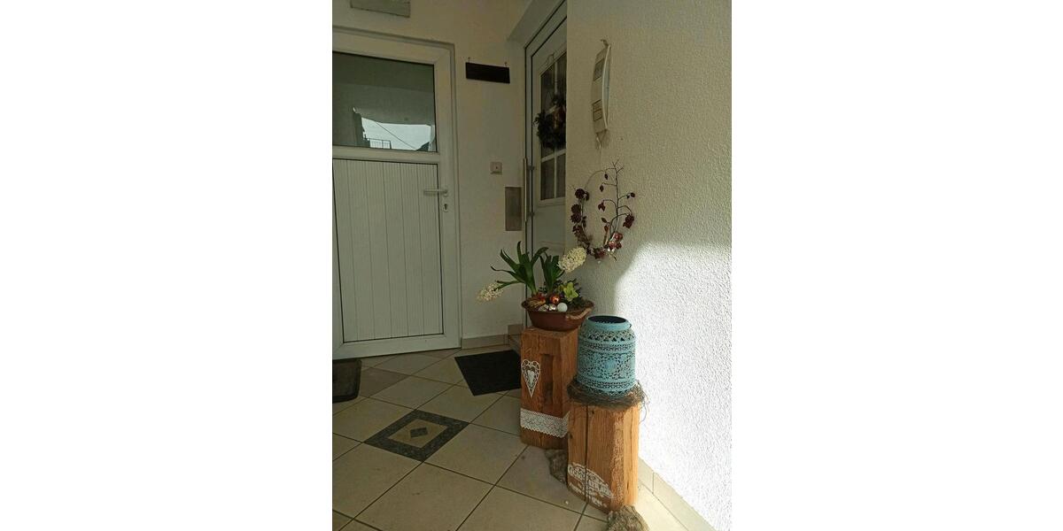 Einfamilienhaus Pliezhausen - 7 Zimmer, 130 m&sup2;, 590.000&euro; | Angebot:25178215