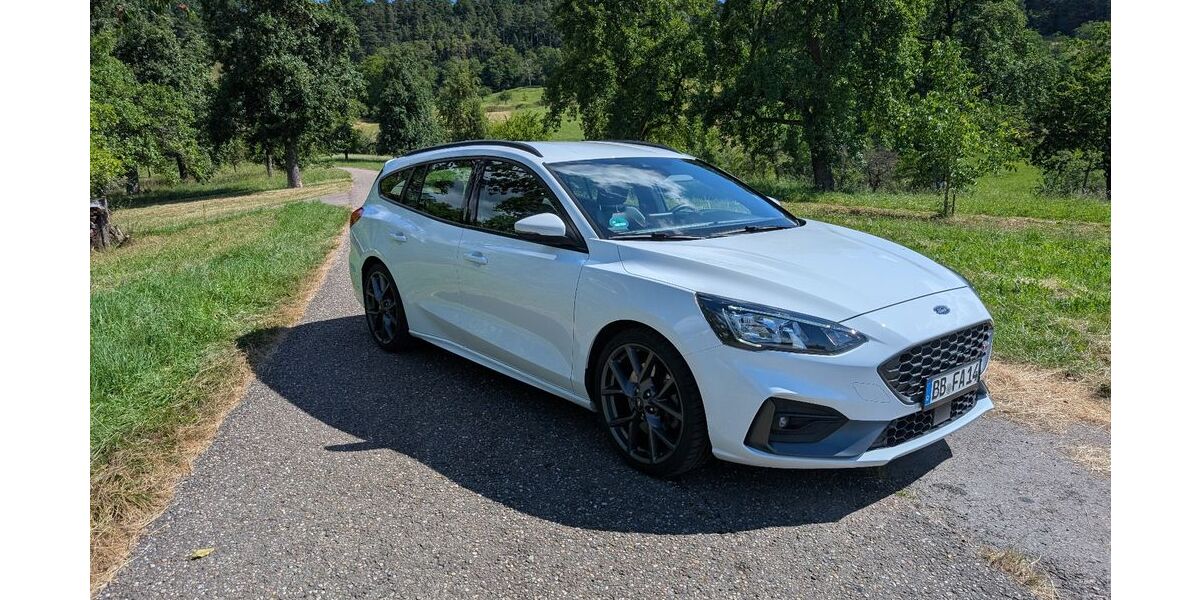 Ford Focus 45.700 km 20.400 &euro; Herrenberg 71083