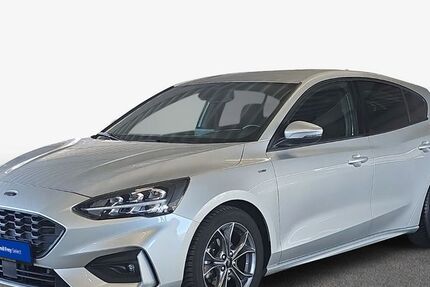 Ford Focus 32.951 km 17.900 &euro; Stuttgart 70190